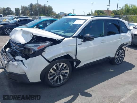 2025 SUBARU FORESTER HYBRID TOURING с VIN JF2SLSTD1SH422066, выставлен на аукционе IAAI как лот 43074277 с пробегом 557 миль миль и . История ставок и продаж доступна на DreamBid. Изображение 2.