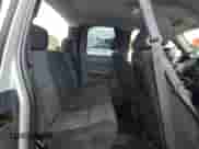 2011 GMC Sierra 1500 z VIN 1GD512CL1BZ326226, wystawiony jako Copart lot #80674485 z przebiegiem 154 813 mil mil oraz Szkoda całkowita • Salvage title. Historia ofert i sprzedaży dostępna na DreamBid. Obrazek 10.