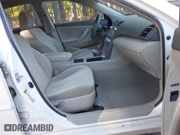 2009 Toyota Camry with VIN 4T1BE46KX9U917071, listed as a IAAI auction lot 43397265 with 232,280 mi miles and . Bid and sale history available at DreamBid. Image 5.