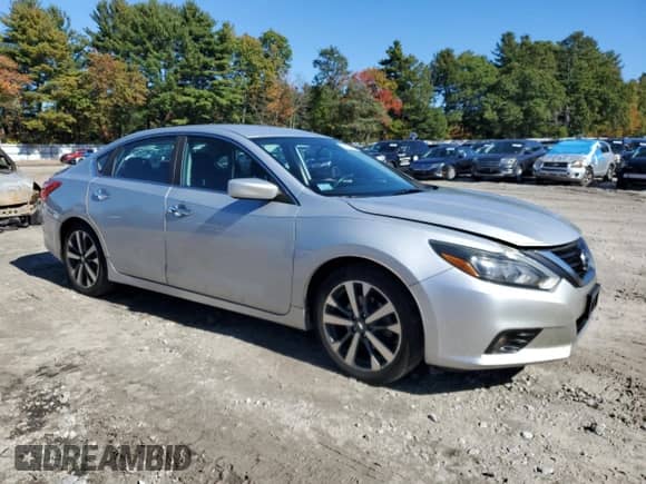 2016 Nissan Altima SR z VIN 1N4AL3AP7GC242467, wystawiony jako Copart lot #86184905 z przebiegiem 110 355 mil mil oraz Szkoda całkowita • Salvage title. Historia ofert i sprzedaży dostępna na DreamBid. Obrazek 4.