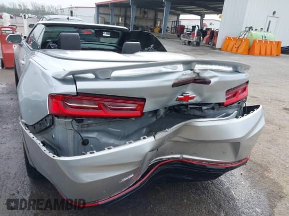 2016 Chevrolet Camaro 2SS с VIN 1G1FH3D72G0158192, выставлен на аукционе IAAI как лот 41875714 с пробегом 79 913 миль миль и . История ставок и продаж доступна на DreamBid. Изображение 16.