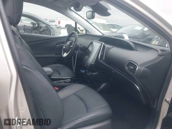 2018 Toyota Prius Plus z VIN JTDKARFP5J3089238, wystawiony jako IAAI lot #41923512 z przebiegiem 40 979 mil mil oraz . Historia ofert i sprzedaży dostępna na DreamBid. Obrazek 5.