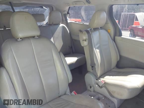 2011 Toyota Sienna LE AAS with VIN 5TDKK3DC1BS021934, listed as a IAAI auction lot 43176811 with 281,090 mi miles and . Bid and sale history available at DreamBid. Image 8.
