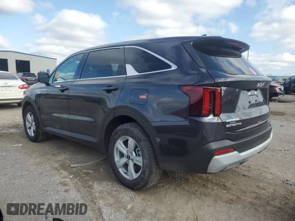 2025 Kia Sorento LX with VIN 5XYRG4JC7SG404283, listed as a Copart auction lot 70779465 with 1,423 mi miles and Salvage title. Bid and sale history available at DreamBid. Image 2.