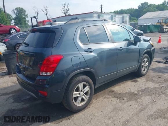 2021 Chevrolet Trax LT с VIN KL7CJPSBXMB326705, выставлен на аукционе IAAI как лот 42607079 с пробегом 69 677 миль миль и . История ставок и продаж доступна на DreamBid. Изображение 4.