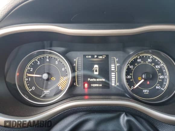 2014 Jeep Cherokee Latitude with VIN 1C4PJMCS8EW317464, listed as a Copart auction lot 81953085 with 142,858 mi miles and Salvage title. Bid and sale history available at DreamBid. Image 9.