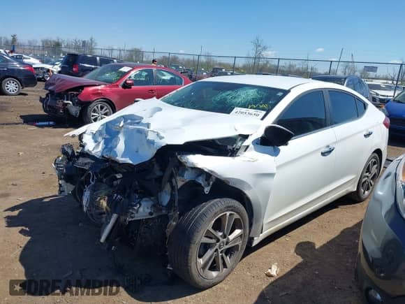 2017 Hyundai Elantra SE с VIN 5NPD84LF3HH034630, выставлен на аукционе IAAI как лот 42053650 с пробегом 104 533 миль миль и . История ставок и продаж доступна на DreamBid. Изображение 2.