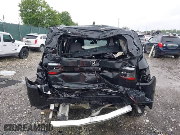 2025 Honda Pilot Sport z VIN 5FNYG1H3XSB066532, wystawiony jako IAAI lot #42368711 z przebiegiem 12 217 mil mil oraz . Historia ofert i sprzedaży dostępna na DreamBid. Obrazek 6.