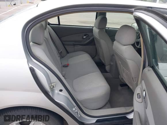 2005 Chevrolet Malibu z VIN 1G1ZS52F65F294095, wystawiony jako IAAI lot #42645603 z przebiegiem 146 284 mil mil oraz . Historia ofert i sprzedaży dostępna na DreamBid. Obrazek 8.