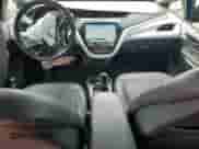 2020 Chevrolet Bolt EV Premier z VIN 1G1FZ6S02L4134188, wystawiony jako Copart lot #71422505 z przebiegiem 47 862 mil mil oraz Szkoda całkowita • Salvage title. Historia ofert i sprzedaży dostępna na DreamBid. Obrazek 8.