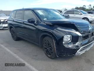 2023 Mitsubishi Outlander SE z VIN JA4J3UA8XPZ038696, wystawiony jako IAAI lot #41998070 z przebiegiem 37 354 mil mil oraz . Historia ofert i sprzedaży dostępna na DreamBid. Obrazek 1.