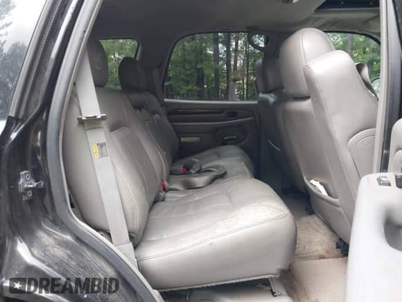 2002 Cadillac Escalade с VIN 1GYEK63NX2R118169, выставлен на аукционе IAAI как лот 43231975 с пробегом 279 750 миль миль и . История ставок и продаж доступна на DreamBid. Изображение 8.