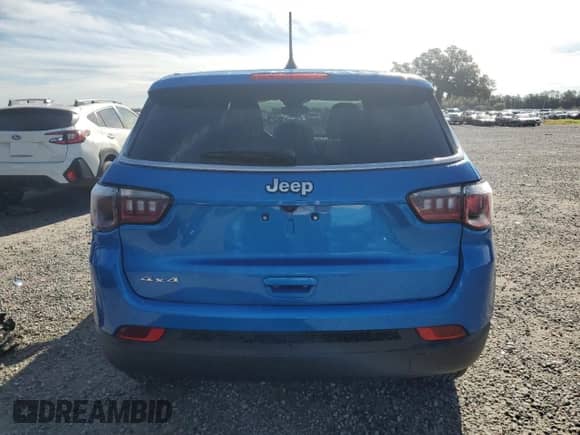 2025 Jeep Compass Sport with VIN 3C4NJDAN1ST540693, listed as a Copart auction lot 81114245 with 2,813 mi miles and Salvage title. Bid and sale history available at DreamBid. Image 6.