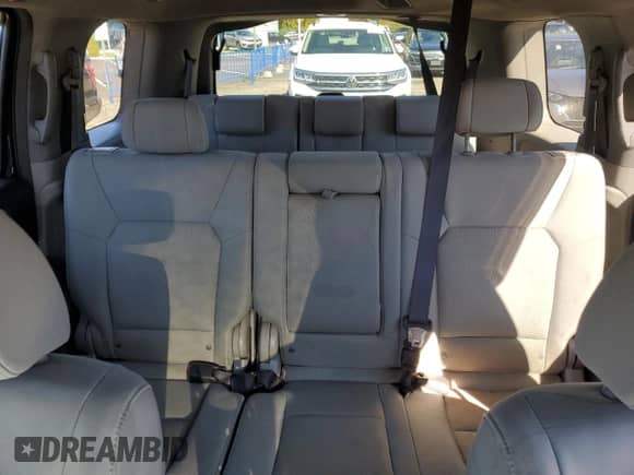 2010 Honda Pilot LX with VIN 5FNYF4H22AB037360, listed as a Copart auction lot 86506475 with 190,327 mi miles and Salvage title. Bid and sale history available at DreamBid. Image 10.