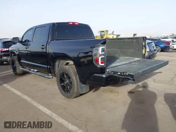 2017 Toyota Tundra SR5 z VIN 5TFEW5F19HX212397, wystawiony jako IAAI lot #41677878 z przebiegiem 150 986 mil mil oraz . Historia ofert i sprzedaży dostępna na DreamBid. Obrazek 3.