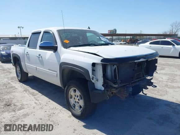 2011 Chevrolet Silverado 1500 LS z VIN 3GCPKREA7BG355387, wystawiony jako IAAI lot #41854866 z przebiegiem 169 332 mil mil oraz . Historia ofert i sprzedaży dostępna na DreamBid. Obrazek 1.