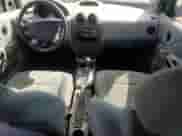 2004 Chevrolet Aveo LS с VIN KL1TJ52634B272584, выставлен на аукционе Copart как лот 46669974 с пробегом Не указан миль и Списание • Salvage title. История ставок и продаж доступна на DreamBid. Изображение 8.