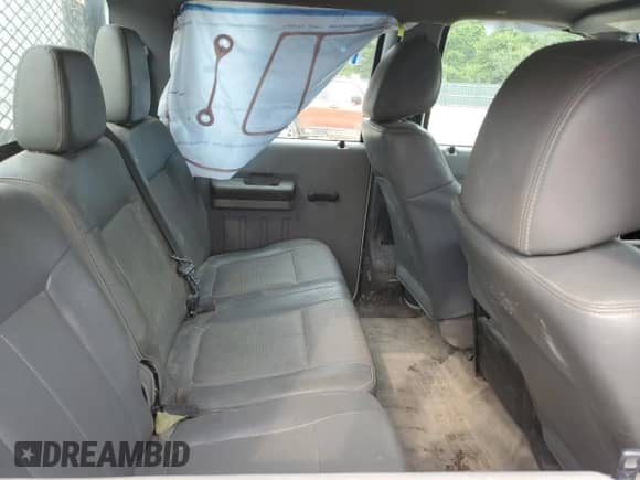 2015 Ford F-250 XL с VIN 1FD7W2A68FEA24324, выставлен на аукционе Copart как лот 85592985 с пробегом 205 548 миль миль и Списание • Salvage title. История ставок и продаж доступна на DreamBid. Изображение 10.