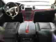 2007 Cadillac Escalade ESV with VIN 1GYFK66877R368552, listed as a Copart auction lot 89540945 with 169,885 mi miles and Clean title. Bid and sale history available at DreamBid. Image 8.