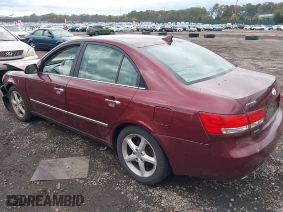 2008 Hyundai Sonata SE с VIN 5NPEU46F68H299232, выставлен на аукционе IAAI как лот 43474934 с пробегом 120 970 миль миль и . История ставок и продаж доступна на DreamBid. Изображение 3.