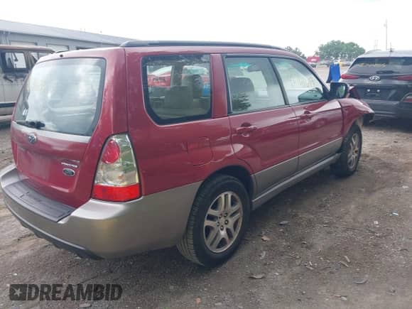 2006 Subaru Forester X L.L. Bean z VIN JF1SG67606H758387, wystawiony jako IAAI lot #42741683 z przebiegiem 159 076 mil mil oraz . Historia ofert i sprzedaży dostępna na DreamBid. Obrazek 4.