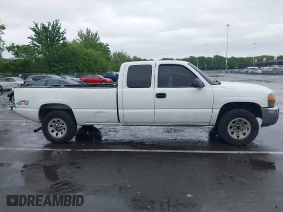 2007 GMC Sierra 1500 SLT с VIN 1GTEK19Z27E158649, выставлен на аукционе IAAI как лот 42365445 с пробегом 198 169 миль миль и . История ставок и продаж доступна на DreamBid. Изображение 13.