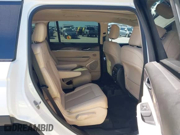 2022 Jeep Grand Cherokee Limited with VIN 1C4RJJBG7N8548123, listed as a IAAI auction lot 42493448 with 86,742 mi miles and . Bid and sale history available at DreamBid. Image 8.