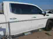2023 GMC Sierra 1500 Denali z VIN 3GTUUGED4PG345211, wystawiony jako IAAI lot #42995625 z przebiegiem 63 396 mil mil oraz . Historia ofert i sprzedaży dostępna na DreamBid. Obrazek 13.