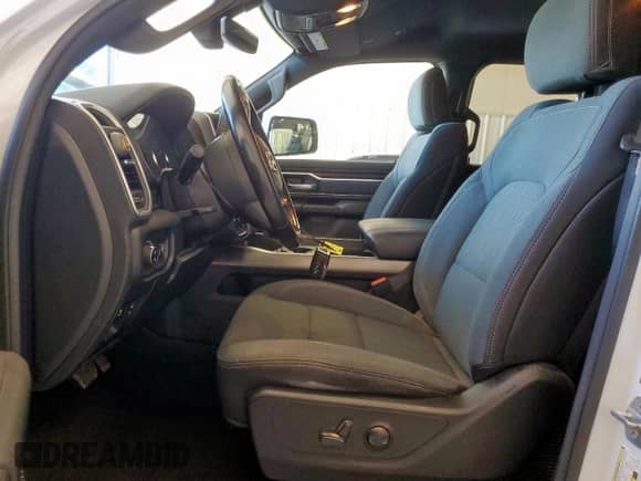 2022 Ram 1500 Lone Star z VIN 1C6RREBT7NN173310, wystawiony jako Copart lot #64038985 z przebiegiem 20 514 mil mil oraz Szkoda całkowita • Salvage title. Historia ofert i sprzedaży dostępna na DreamBid. Obrazek 7.