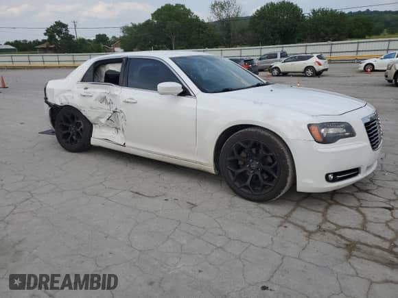 2012 Chrysler 300 S with VIN 2C3CCABG6CH115324, listed as a Copart auction lot 59793635 with 146,477 mi miles and Clean title. Bid and sale history available at DreamBid. Image 4.