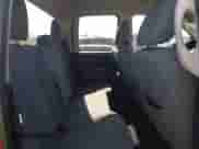 2013 Ram 1500 Express z VIN 1C6RR6FT2DS563098, wystawiony jako IAAI lot #42520411 z przebiegiem 147 020 mil mil oraz . Historia ofert i sprzedaży dostępna na DreamBid. Obrazek 8.