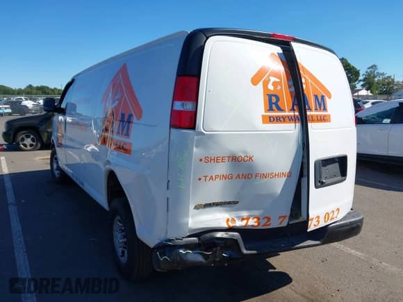 2022 Chevrolet Express Cargo с VIN 1GCWGBFP1N1289543, выставлен на аукционе IAAI как лот 43120367 с пробегом 76 285 миль миль и . История ставок и продаж доступна на DreamBid. Изображение 3.