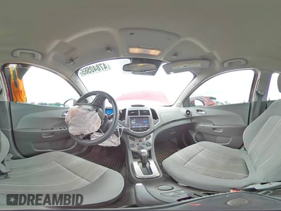 2016 Chevrolet Sonic LT z VIN 1G1JC5SB9G4116588, wystawiony jako Copart lot #47840565 z przebiegiem 65 981 mil mil oraz Szkoda całkowita • Salvage title. Historia ofert i sprzedaży dostępna na DreamBid. Obrazek 13.