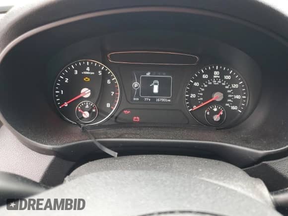 2016 Kia Sorento LX with VIN 5XYPG4A36GG076787, listed as a Copart auction lot 82225895 with 167,301 mi miles and Clean title. Bid and sale history available at DreamBid. Image 9.