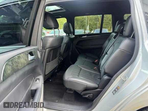2017 Mercedes-Benz GLS 450 с VIN 4JGDF6EE1HA900690, выставлен на аукционе Copart как лот 85156615 с пробегом 162 122 миль миль и Чистый • Clean title. История ставок и продаж доступна на DreamBid. Изображение 9.