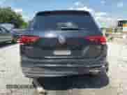 2018 Volkswagen Tiguan S с VIN 3VV1B7AX9JM015504, выставлен на аукционе Copart как лот 71401275 с пробегом 142 417 миль миль и Списание • Salvage title. История ставок и продаж доступна на DreamBid. Изображение 6.