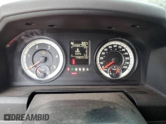 2015 Ram 1500 Tradesman с VIN 1C6RR7SM4FS674372, выставлен на аукционе Copart как лот 89259325 с пробегом 170 670 миль миль и Списание • Salvage title. История ставок и продаж доступна на DreamBid. Изображение 9.