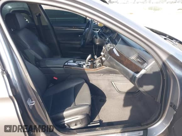 2014 BMW 5 Series 535i xDrive с VIN WBA5B3C5XED530093, выставлен на аукционе IAAI как лот 43134623 с пробегом 66 729 миль миль и . История ставок и продаж доступна на DreamBid. Изображение 5.