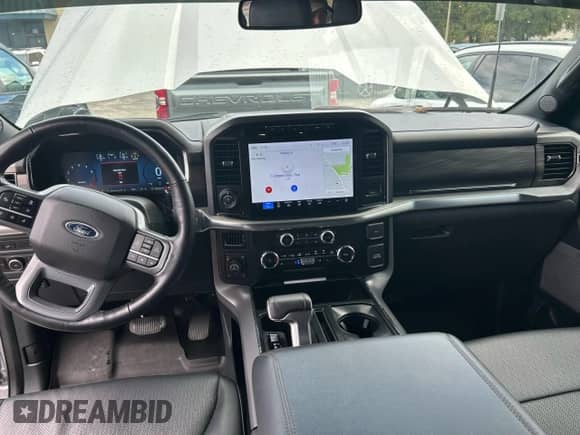 2024 Ford F-150 Lariat с VIN 1FTFW5L55RFA55955, выставлен на аукционе Copart как лот 86318345 с пробегом 29 238 миль миль и Чистый • Clean title. История ставок и продаж доступна на DreamBid. Изображение 9.