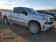 2019 Chevrolet Silverado 1500 RST с VIN 1GCRYEED3KZ354294, выставлен на аукционе Copart как лот 84603485 с пробегом 88 801 миль миль и Списание • Salvage title. История ставок и продаж доступна на DreamBid. Изображение 4.