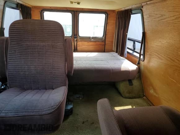 1986 Dodge RAM with VIN 2B6HB23T9GK518314, listed as a Copart auction lot 64715165 with 69,148 mi miles and Clean title. Bid and sale history available at DreamBid. Image 10.