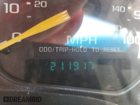 2000 Chevrolet Blazer LT with VIN 1GNCS13W9Y2393839, listed as a Copart auction lot 64441585 with 211,917 mi miles and Salvage title. Bid and sale history available at DreamBid. Image 9.