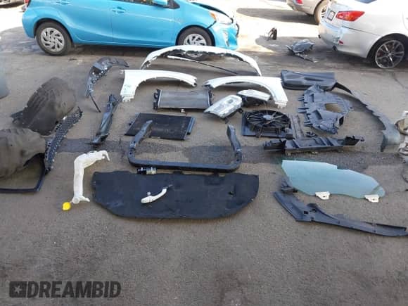 2021 Dodge Durango SXT z VIN 1C4RDHAG9MC631582, wystawiony jako IAAI lot #43388759 z przebiegiem 55 843 mil mil oraz . Historia ofert i sprzedaży dostępna na DreamBid. Obrazek 12.