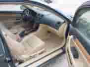 2005 Honda Accord EX-L with VIN 1HGCM82645A001754, listed as a IAAI auction lot 43127554 with 142,111 mi miles and . Bid and sale history available at DreamBid. Image 5.