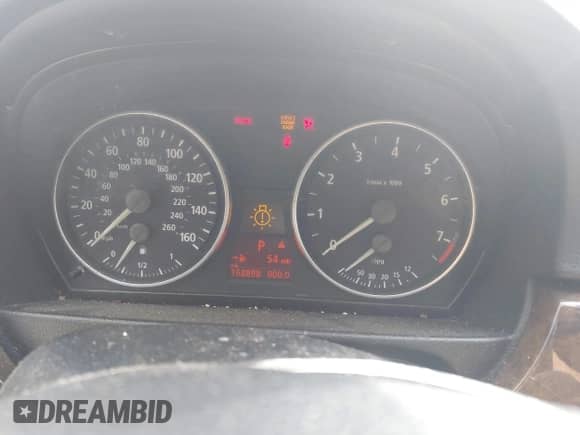 2006 BMW 3 Series 325i z VIN WBAVB13566KX44600, wystawiony jako IAAI lot #43036283 z przebiegiem 168 898 mil mil oraz . Historia ofert i sprzedaży dostępna na DreamBid. Obrazek 7.