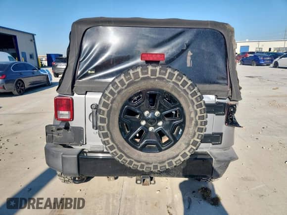 2017 Jeep Wrangler Willys Wheeler с VIN 1C4AJWAG3HL747831, выставлен на аукционе Copart как лот 80322425 с пробегом 51 672 миль миль и Списание • Salvage title. История ставок и продаж доступна на DreamBid. Изображение 6.