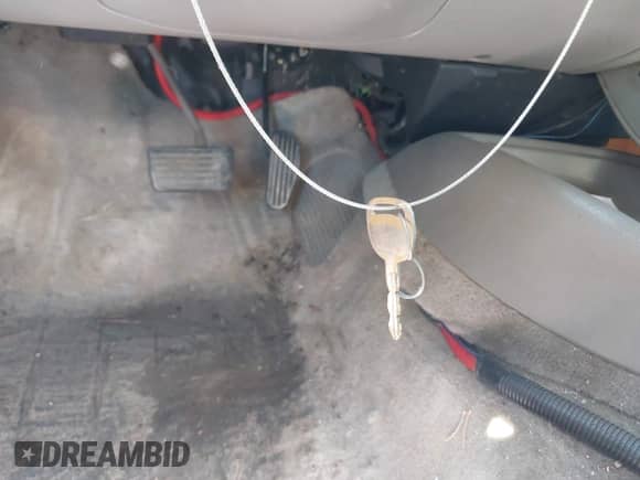 2004 Chevrolet Blazer LS with VIN 1GNDT13X44K113359, listed as a IAAI auction lot 42279143 with 137,260 mi miles and . Bid and sale history available at DreamBid. Image 11.