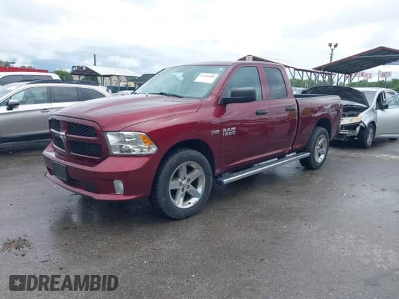 2017 Ram 1500 Tradesman z VIN 1C6RR7FT8HS620139, wystawiony jako IAAI lot #42206586 z przebiegiem 142 803 mil mil oraz . Historia ofert i sprzedaży dostępna na DreamBid. Obrazek 18.