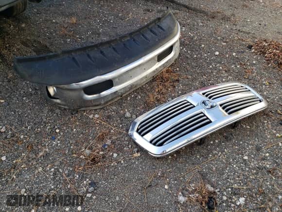 2016 Ram 1500 SLT with VIN 1C6RR6GT8GS319250, listed as a Copart auction lot 42317905 with 101,977 mi miles and Salvage title. Bid and sale history available at DreamBid. Image 12.