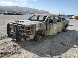 2019 Chevrolet Silverado 3500HD LTZ with VIN 1GC4KXCY0KF195166, listed as a Copart auction lot 66911835 with Not provided miles and Salvage title. Bid and sale history available at DreamBid. Image 1.